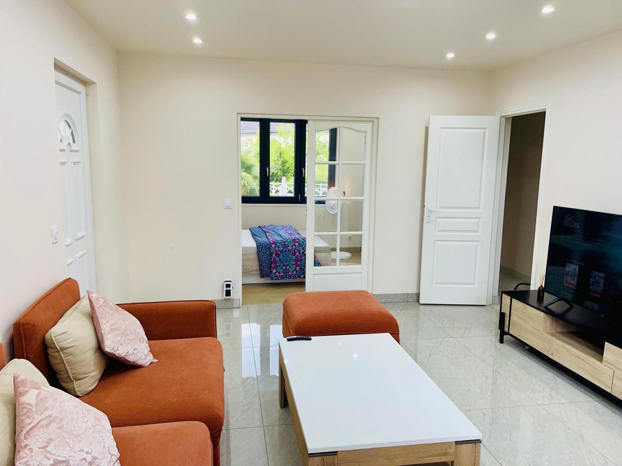 Stylish, Calm And Green Home Stay Saint-Fargeau-Ponthierry Dış mekan fotoğraf